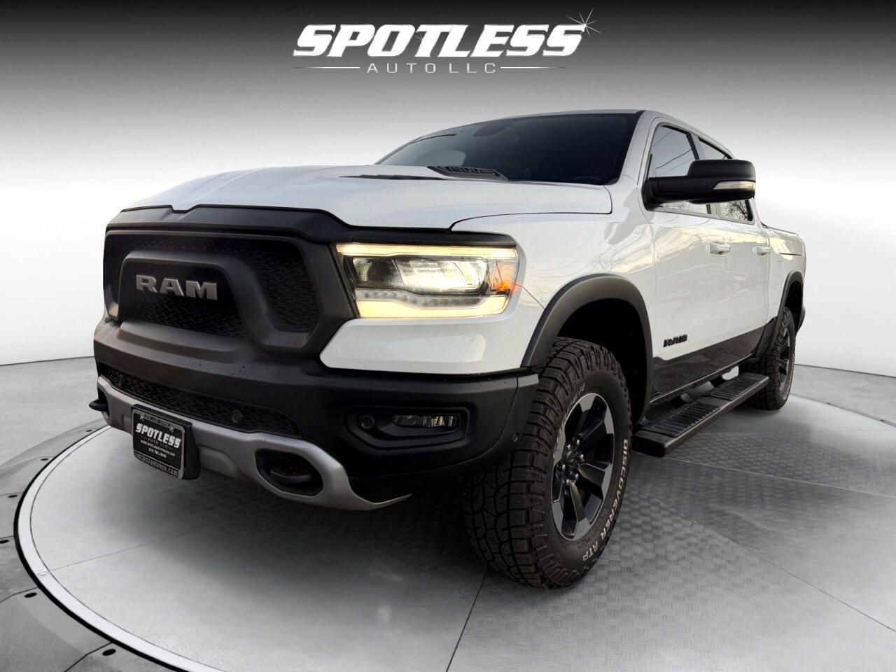 RAM 1500 Rebel Crew Cab SB 4WD 2019