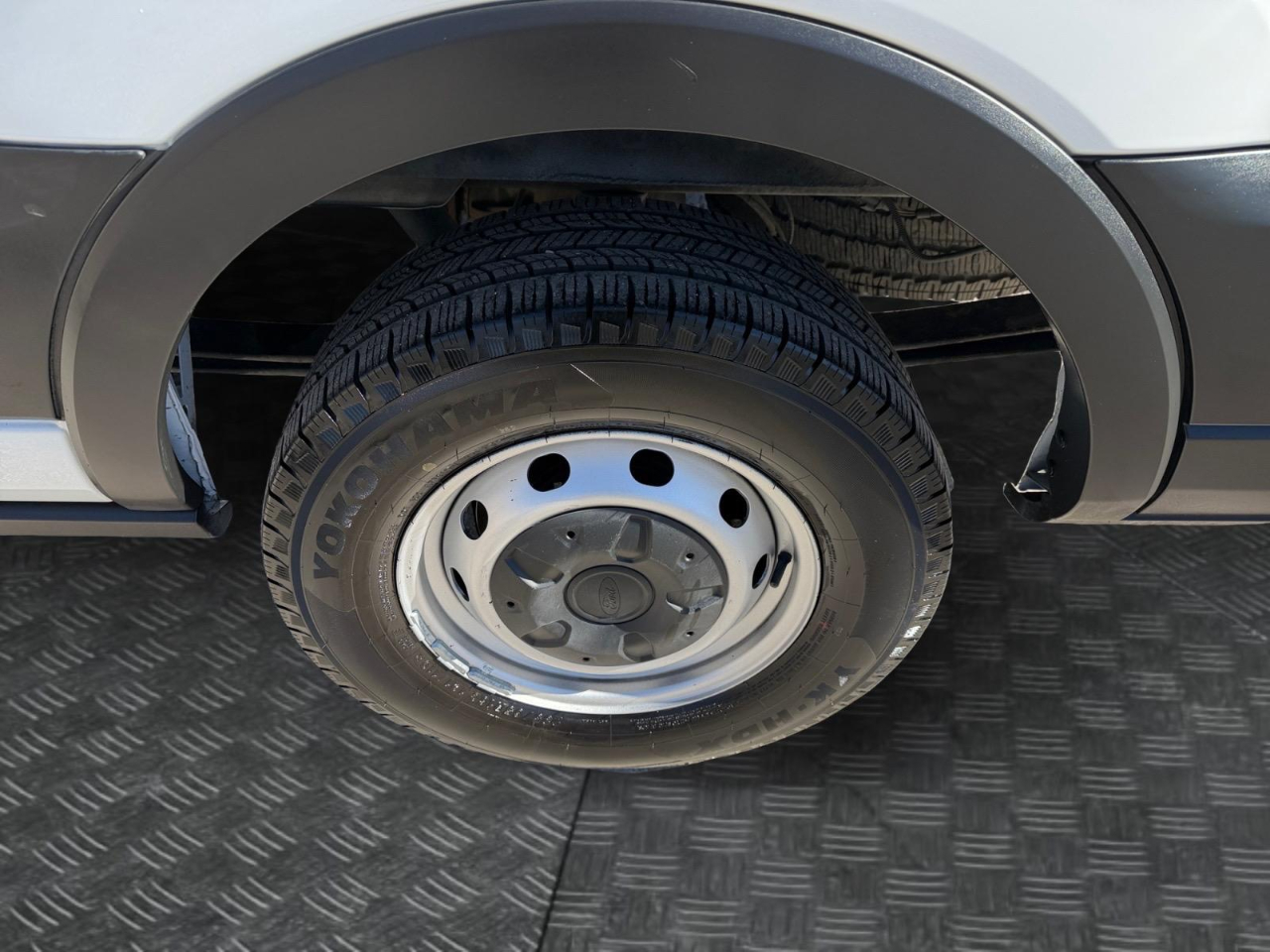 Ford Transit 250 Van Med. Roof w/Sliding Pass. 130-in. WB 2020