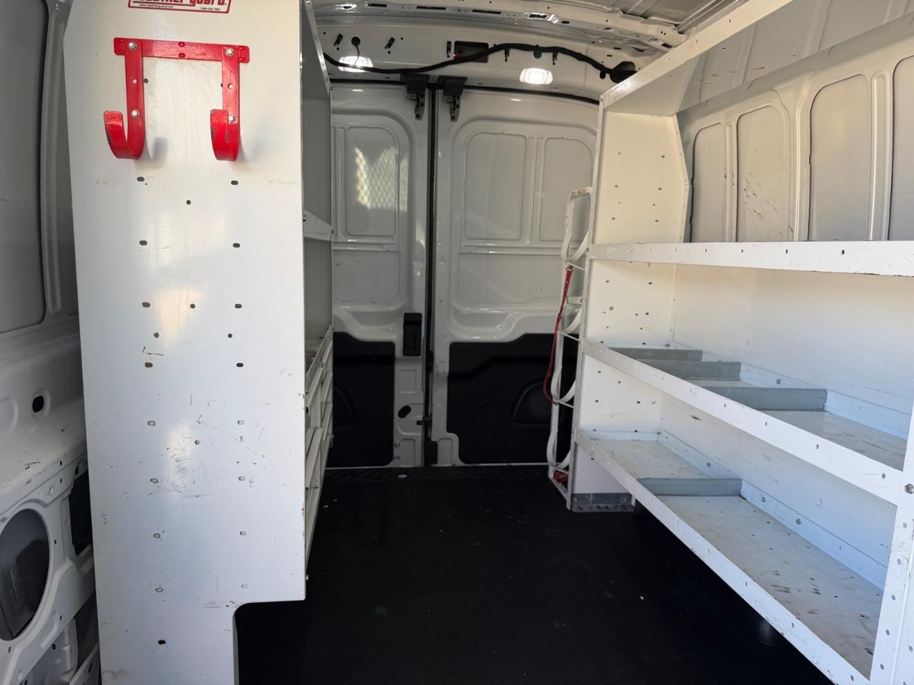 Ford Transit 250 Van Med. Roof w/Sliding Pass. 130-in. WB 2020