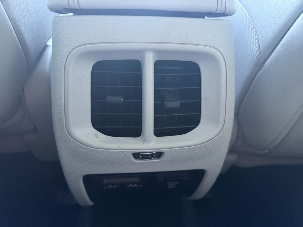 Jeep Cherokee Limited FWD 2019