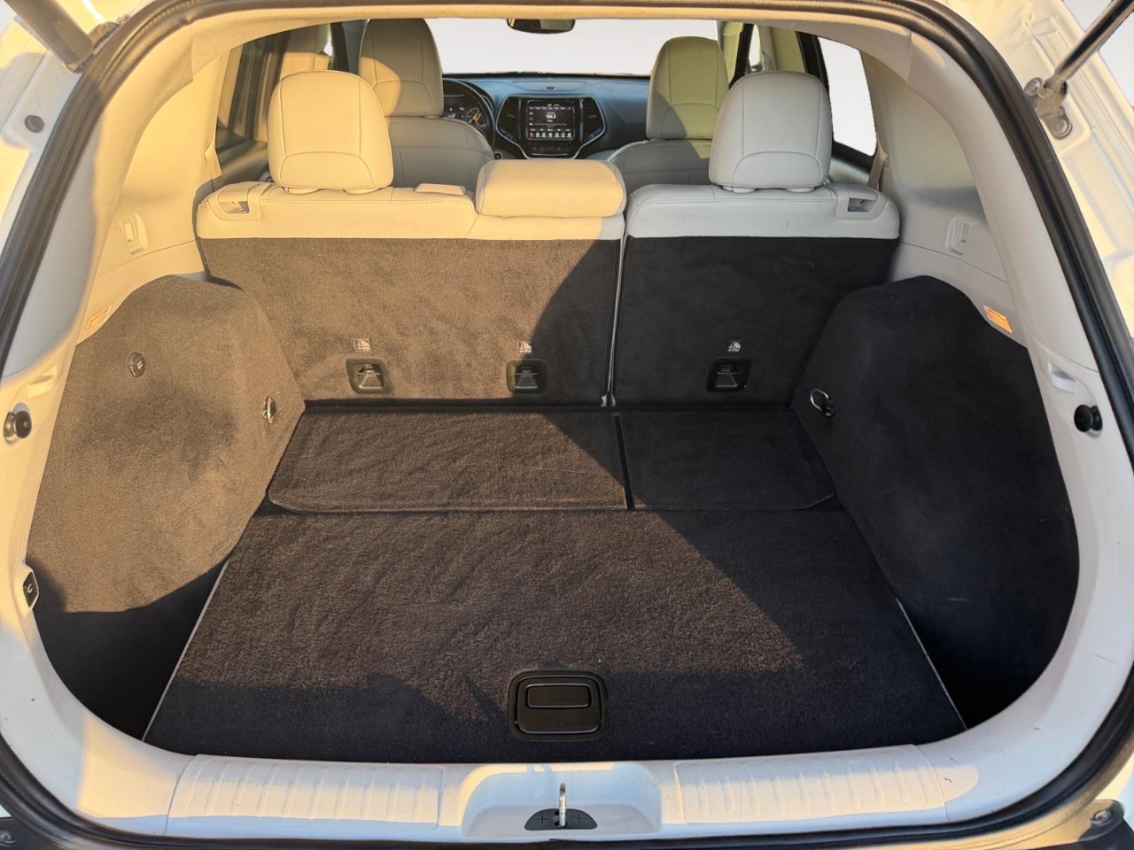 Jeep Cherokee Limited FWD 2019