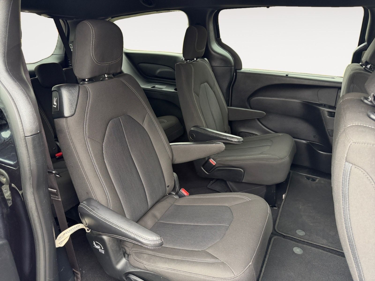 Chrysler Pacifica Touring Plus 2021