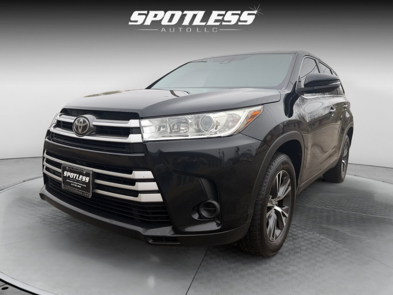 Toyota Highlander LE FWD I4 2019