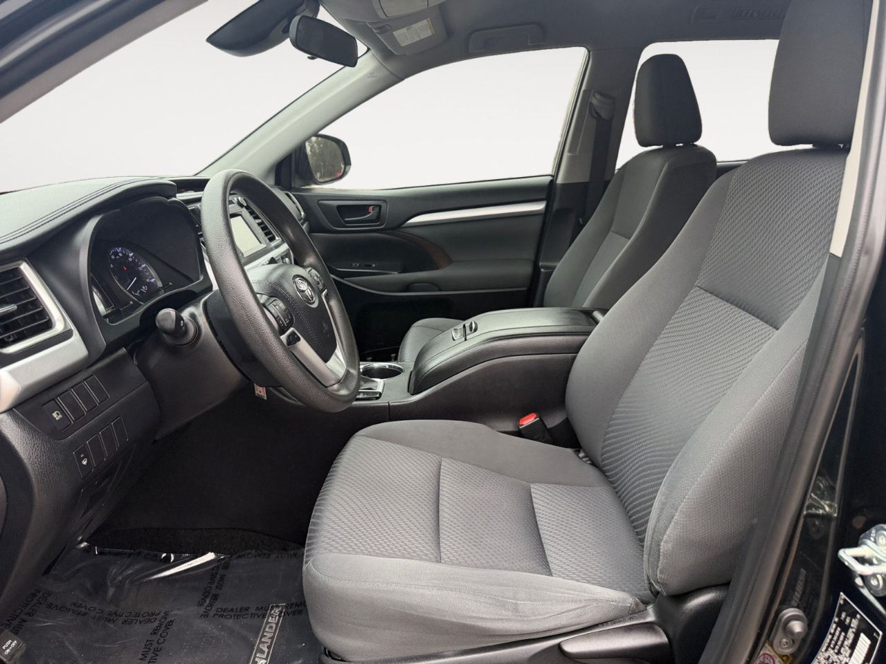 Toyota Highlander LE FWD I4 2019
