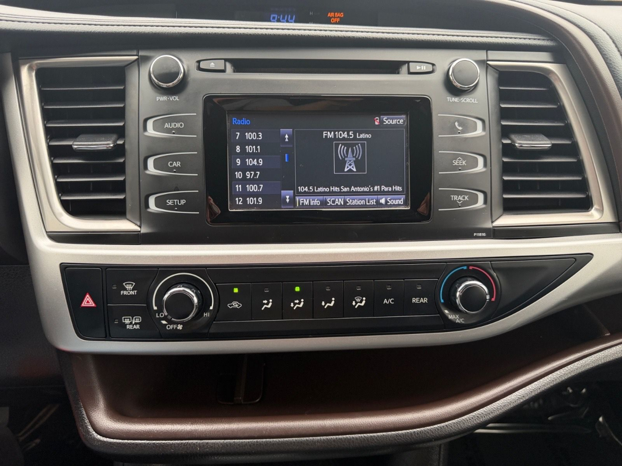 Toyota Highlander LE FWD I4 2019