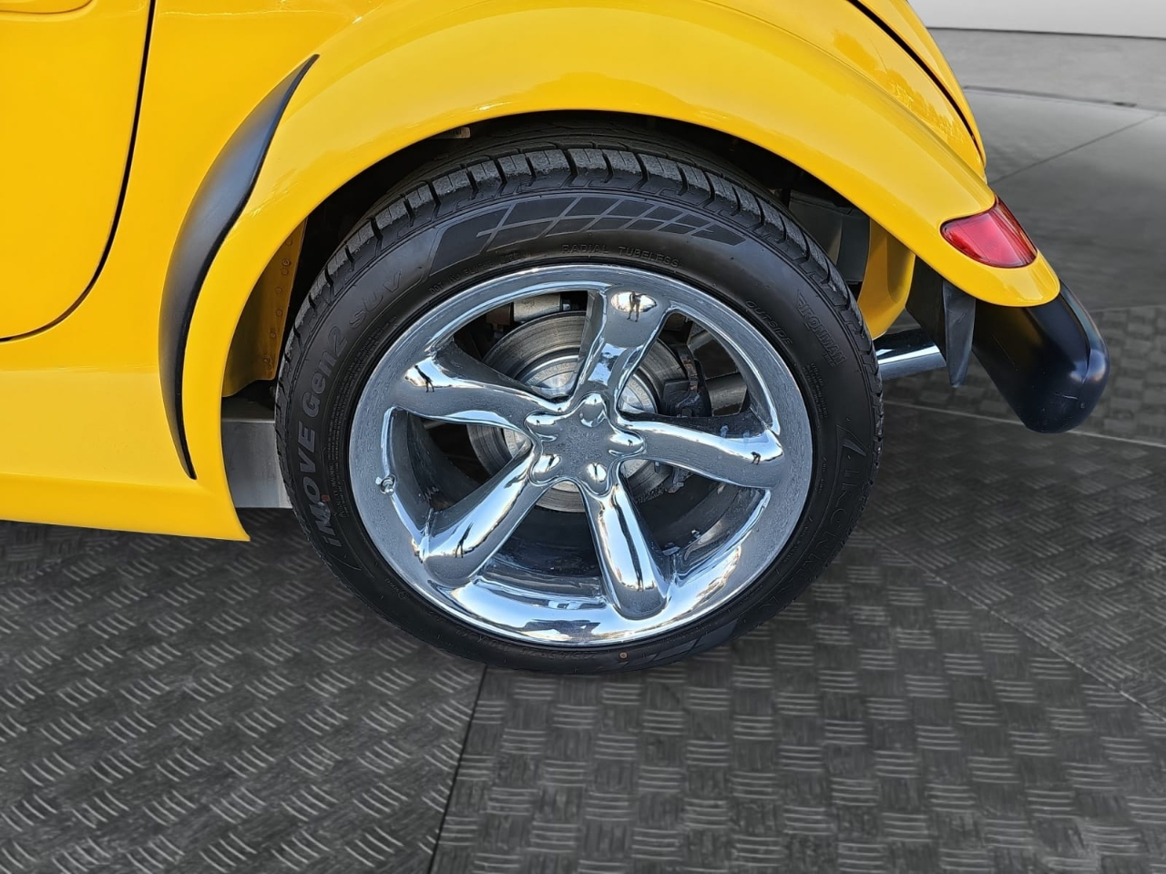 Plymouth Prowler Base 2000