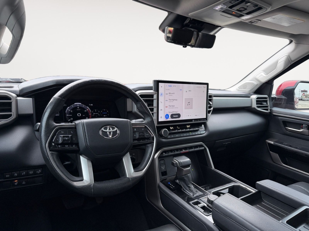 Toyota Tundra Limited CrewMax 4WD Long Bed Hybrid 2022