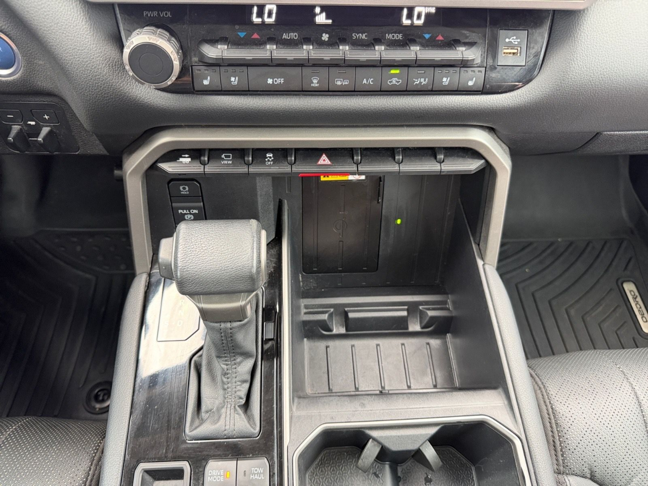 Toyota Tundra Limited CrewMax 4WD Long Bed Hybrid 2022