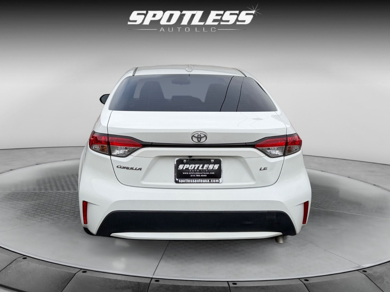 Toyota Corolla LE 2021