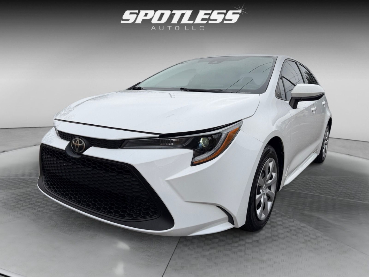 Toyota Corolla LE 2021