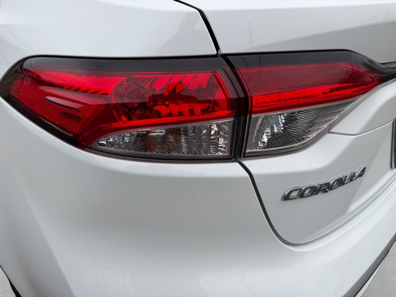 Toyota Corolla LE 2021