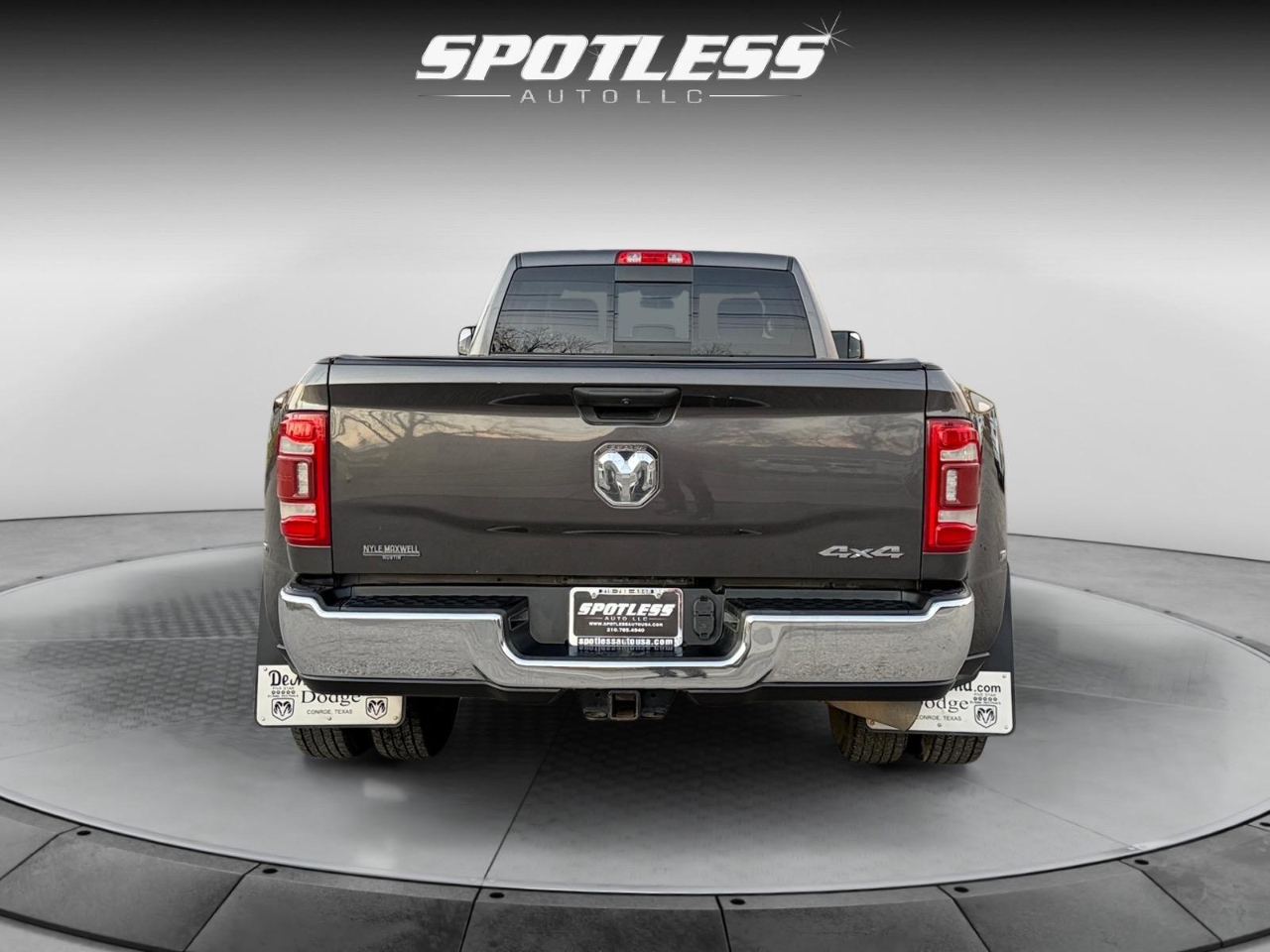 RAM 3500 Tradesman Crew Cab 4WD DRW 2020