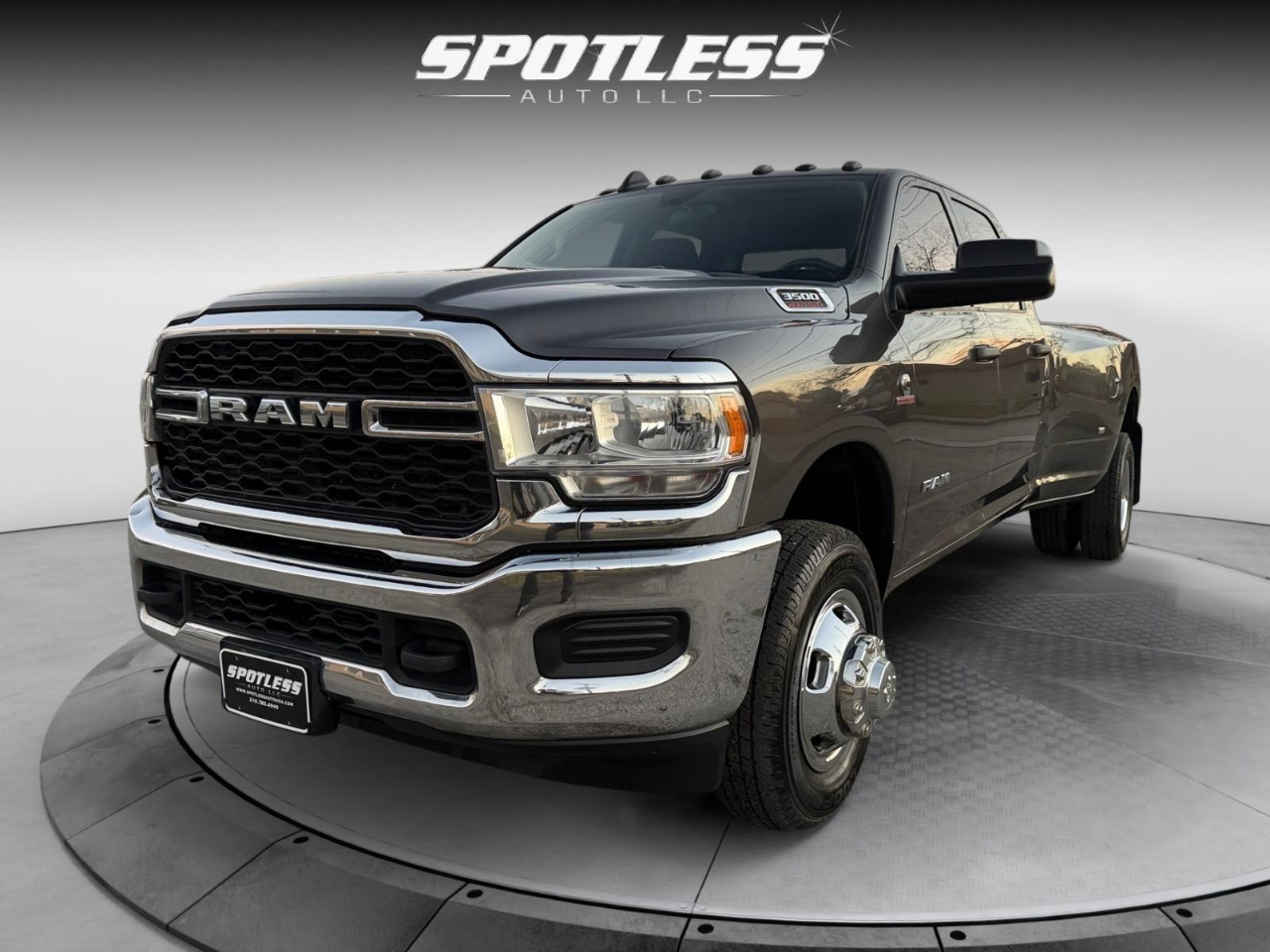 RAM 3500 Tradesman Crew Cab 4WD DRW 2020