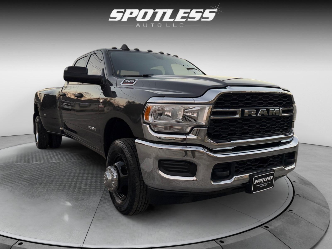 RAM 3500 Tradesman Crew Cab 4WD DRW 2020