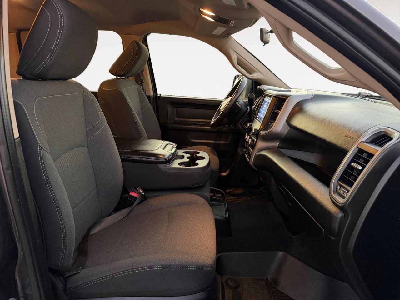 RAM 3500 Tradesman Crew Cab 4WD DRW 2020