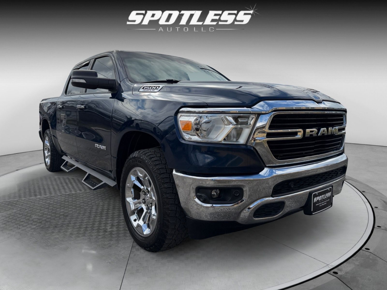 RAM 1500 Big Horn Crew Cab SWB 2WD 2020