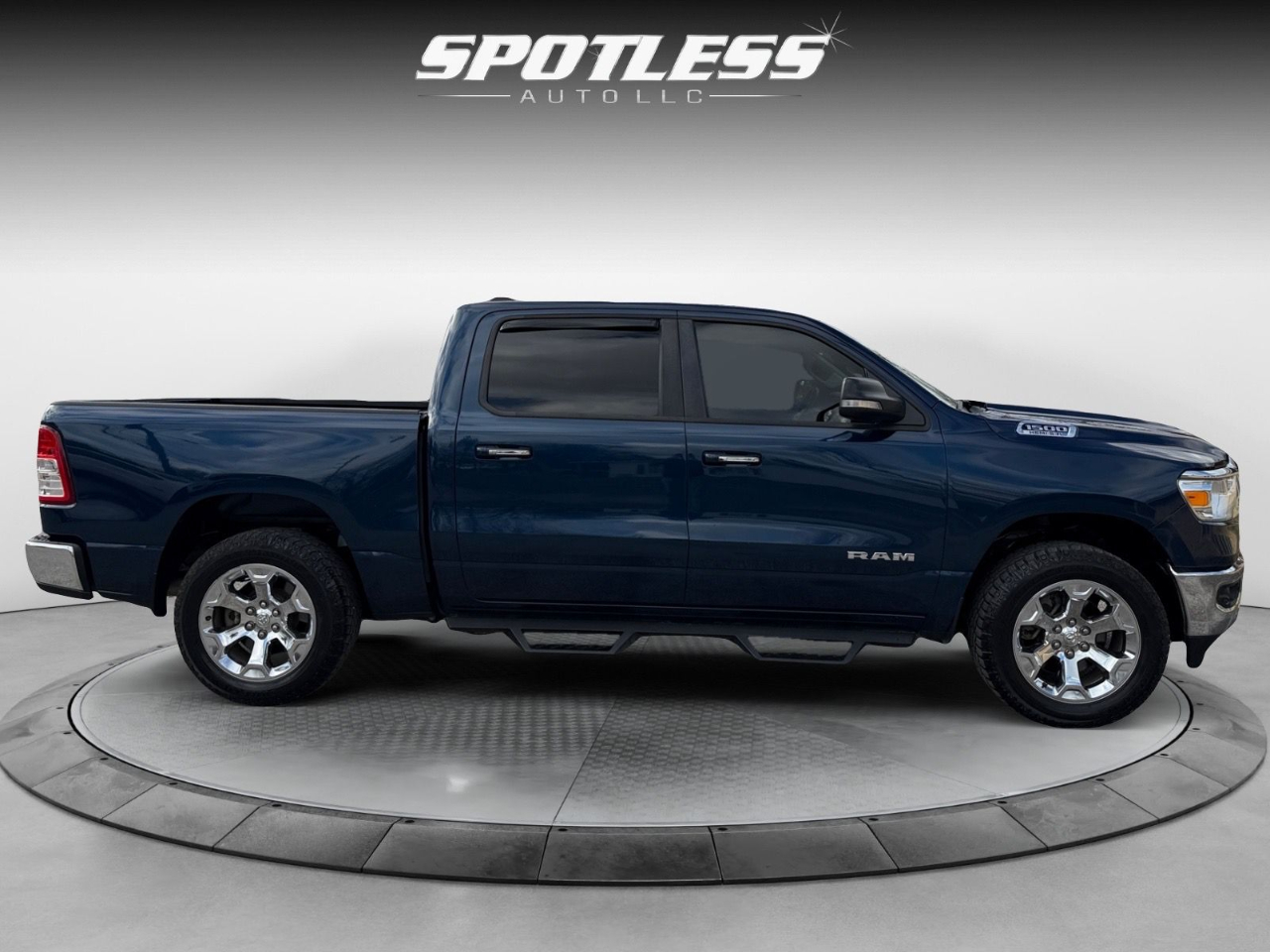 RAM 1500 Big Horn Crew Cab SWB 2WD 2020