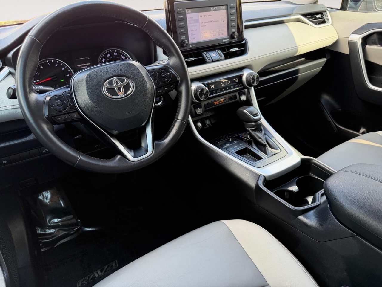 Toyota RAV4 XLE Premium 2020