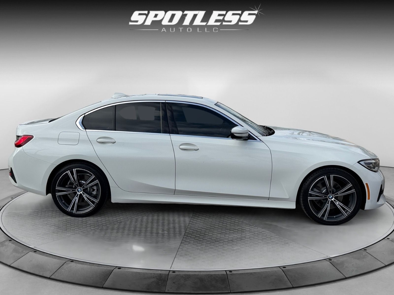 BMW 3-Series 330i 2021