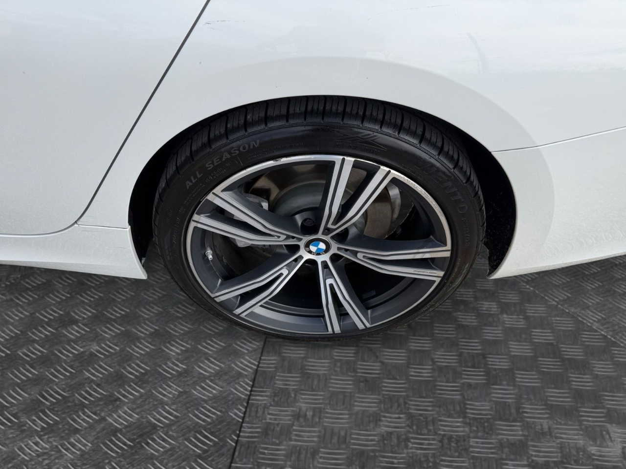 BMW 3-Series 330i 2021