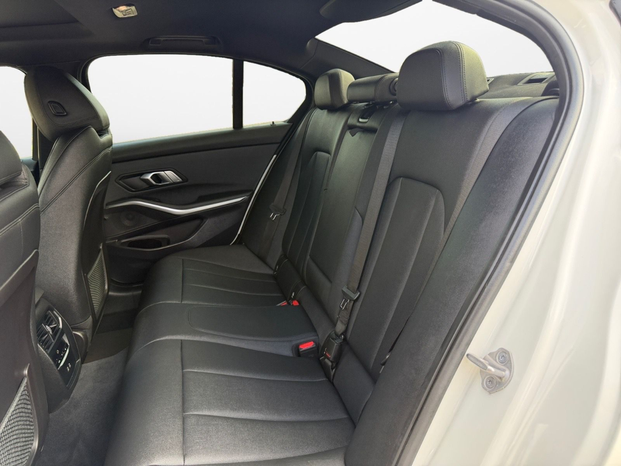 BMW 3-Series 330i 2021