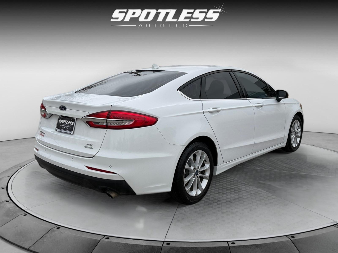 Ford Fusion SE 2020