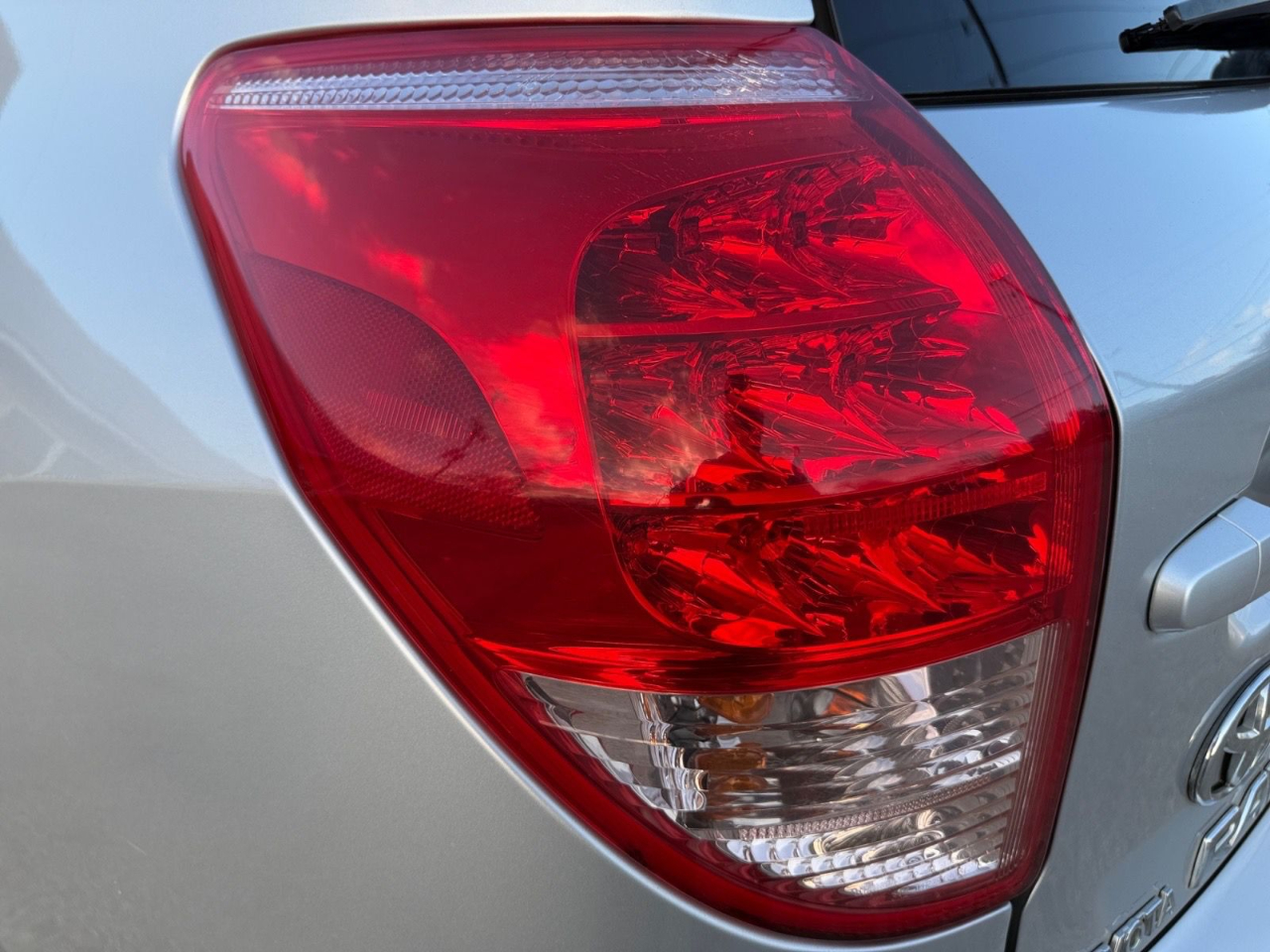 Toyota RAV4 Base I4 4WD 2008