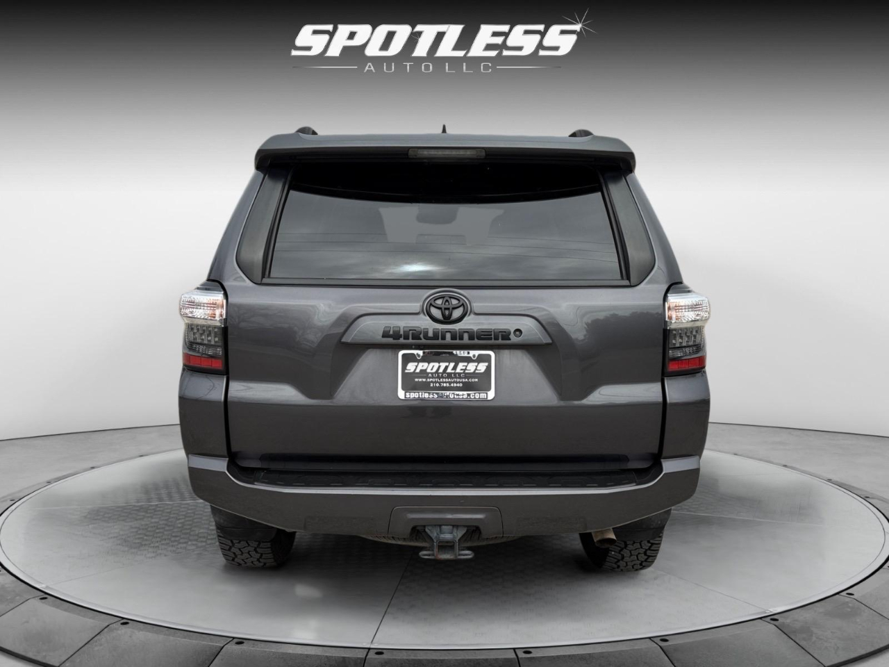 Toyota 4Runner SR5 4WD 2021