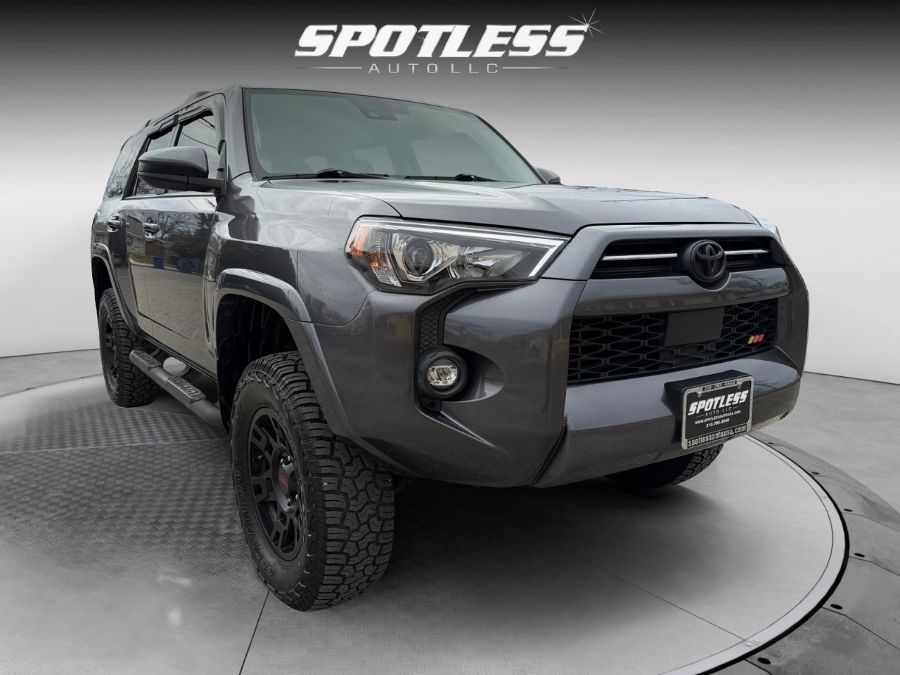 Toyota 4Runner SR5 4WD 2021