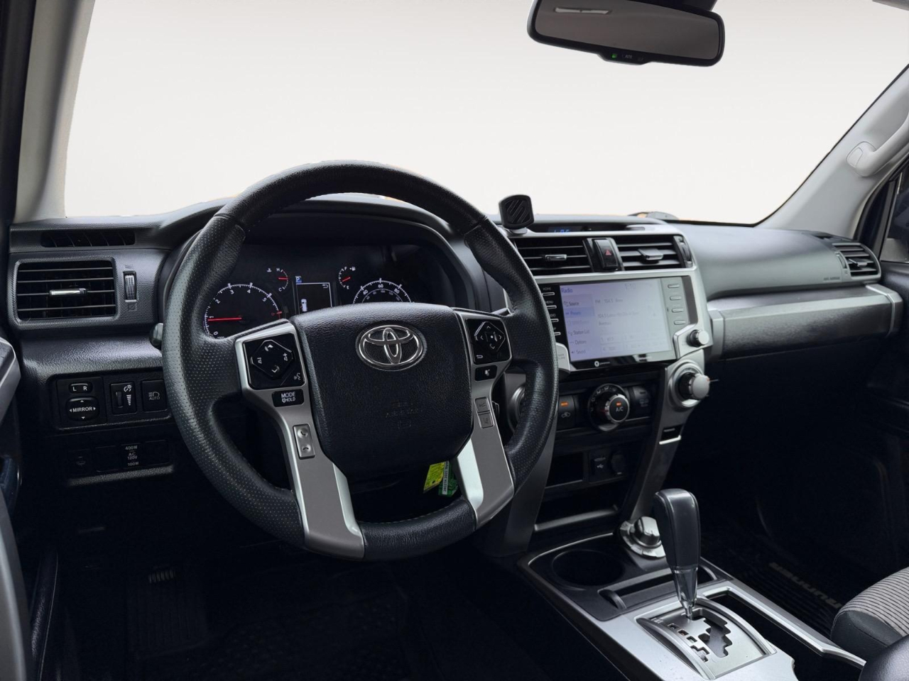 Toyota 4Runner SR5 4WD 2021