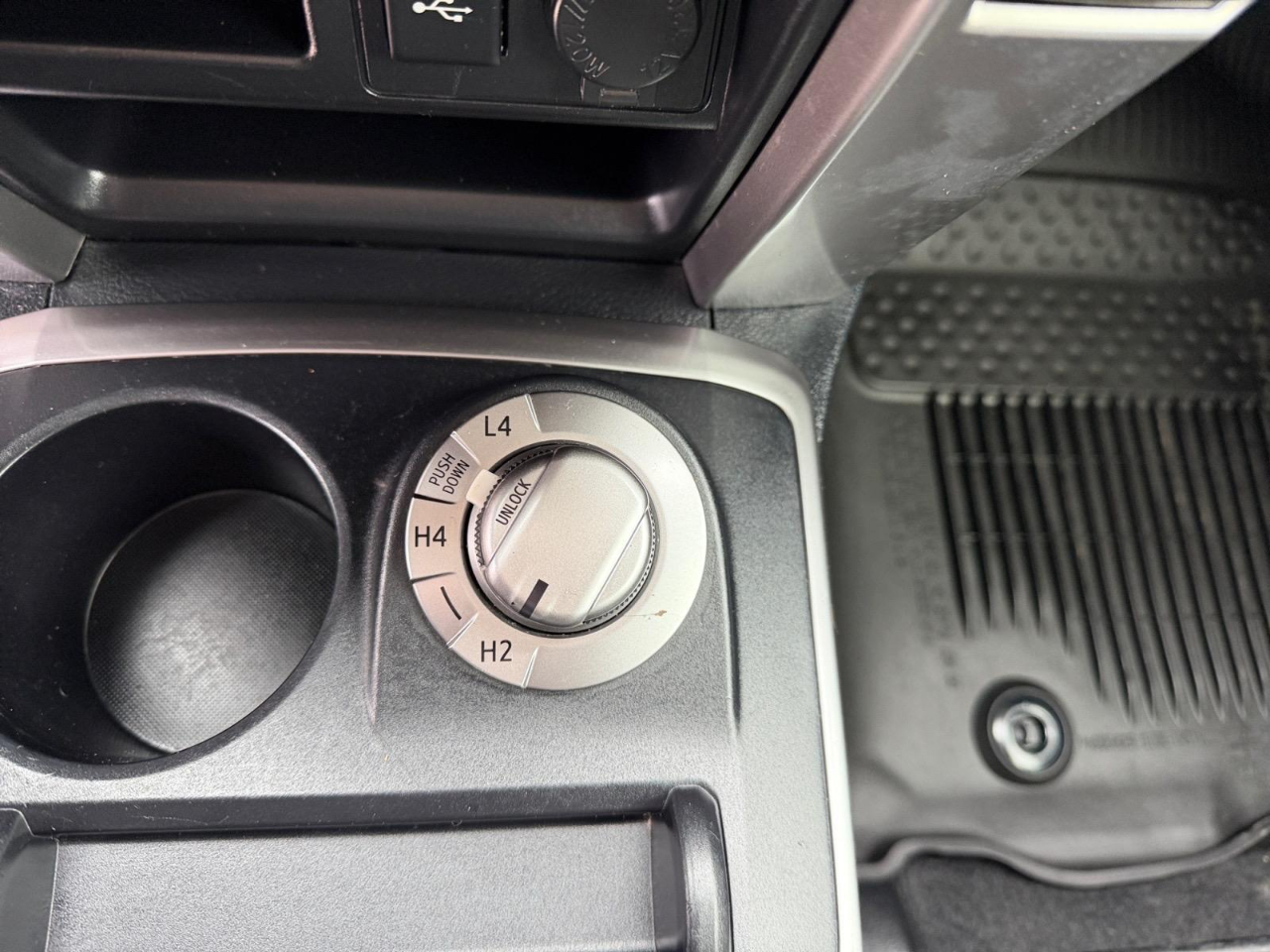 Toyota 4Runner SR5 4WD 2021