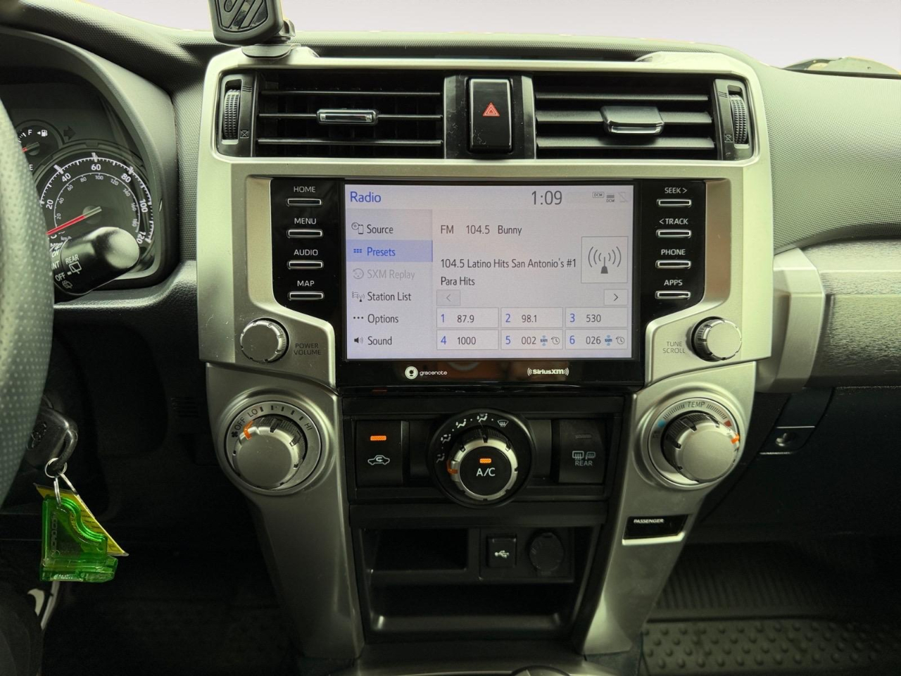 Toyota 4Runner SR5 4WD 2021