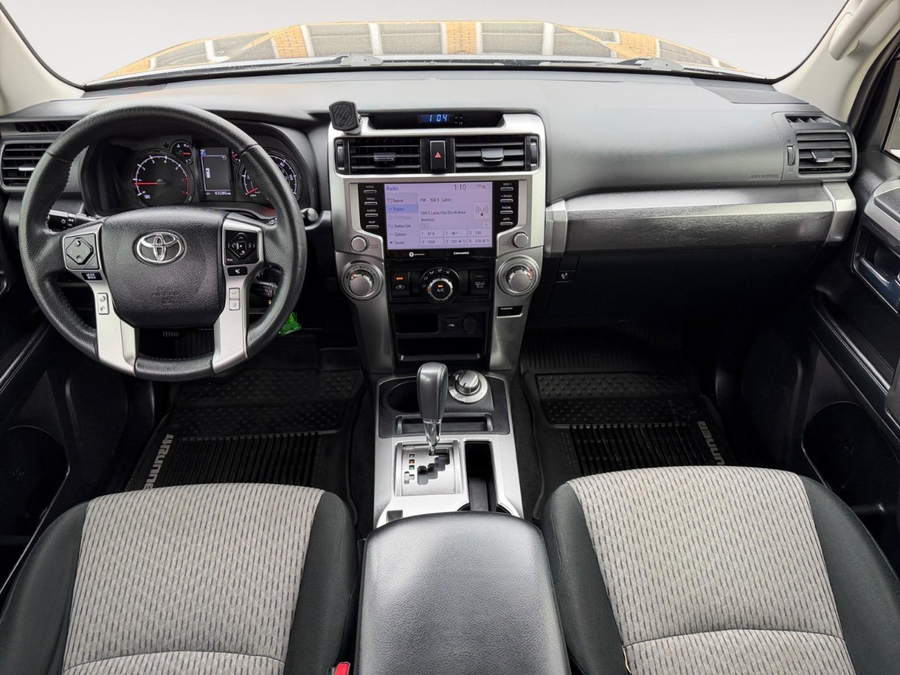 Toyota 4Runner SR5 4WD 2021