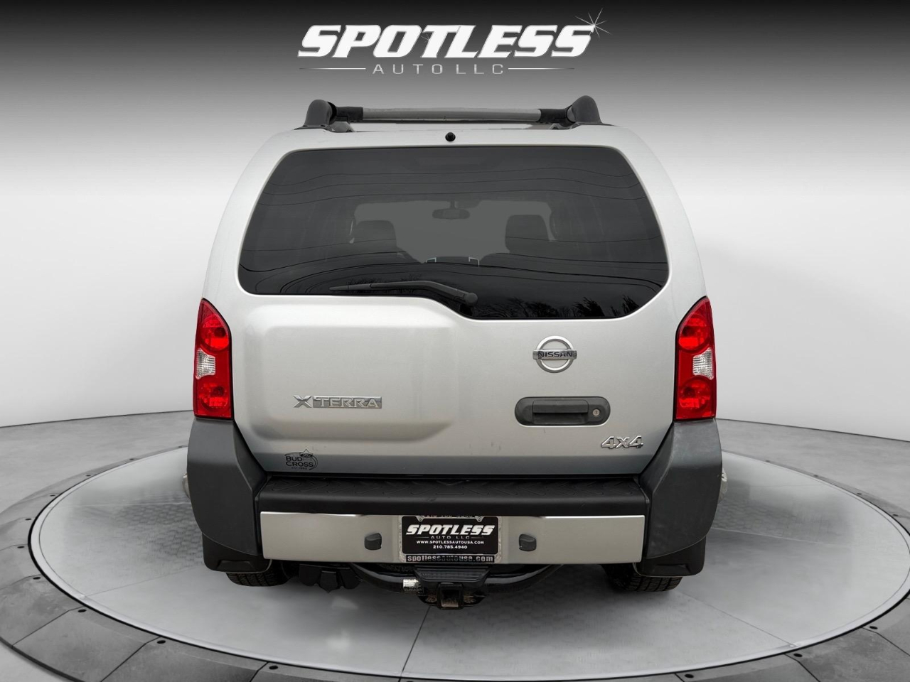 Nissan Xterra X 4WD 2010