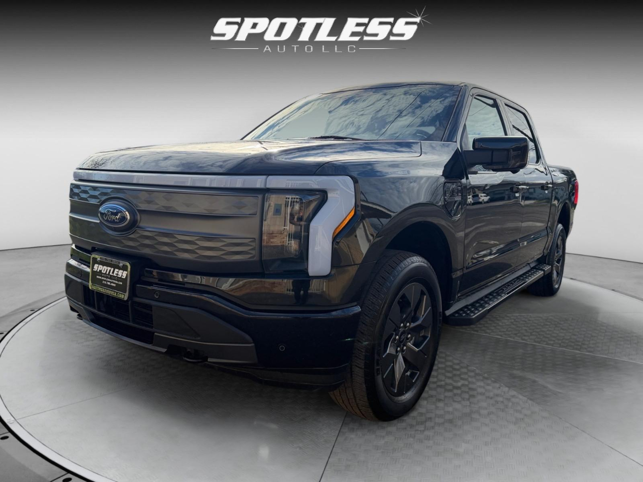 Ford F-150 Lightning Pro 2023