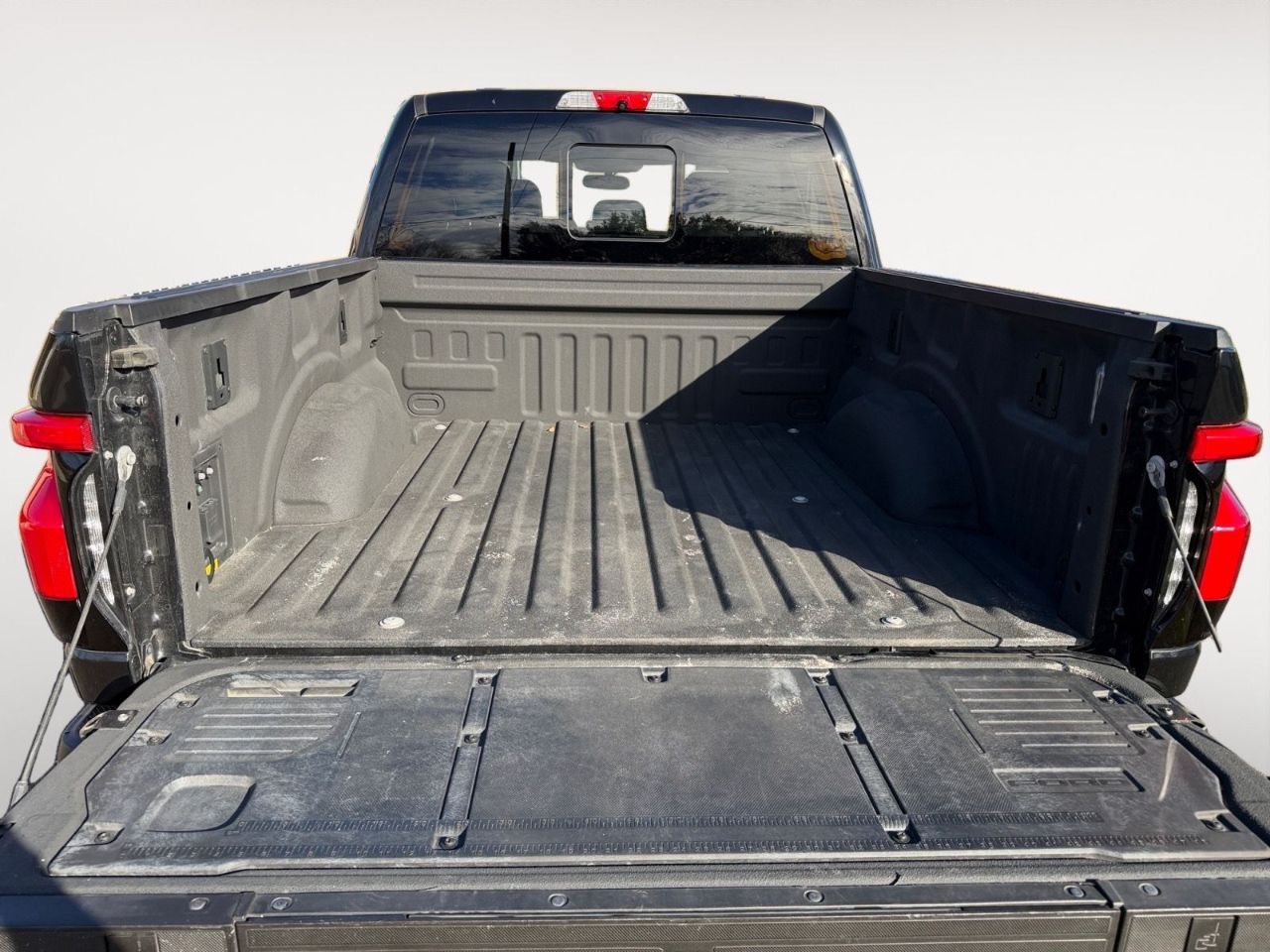 Ford F-150 Lightning Pro 2023