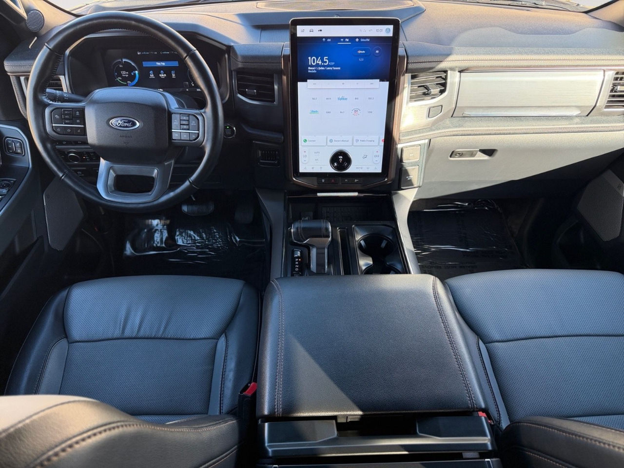 Ford F-150 Lightning Pro 2023