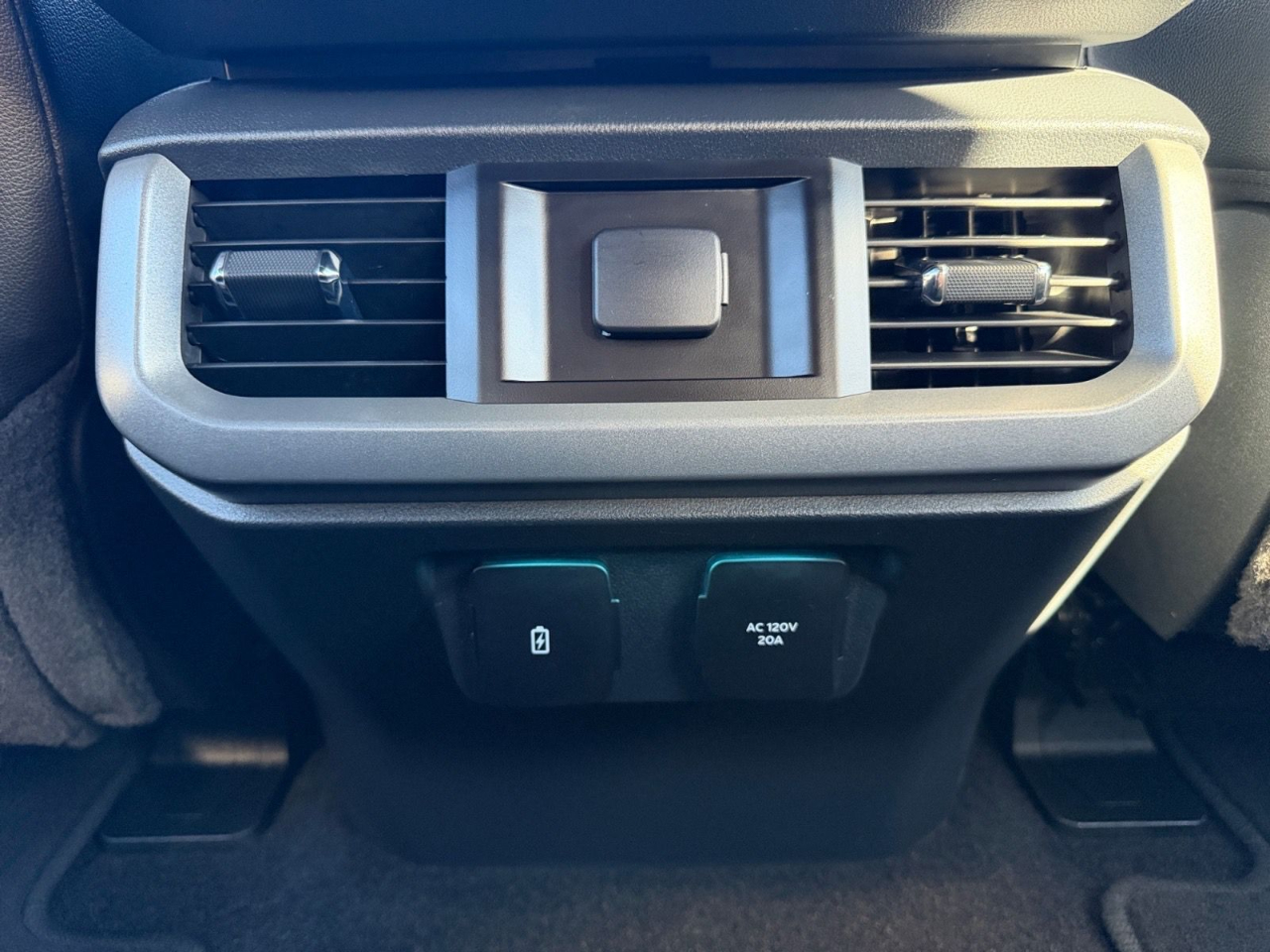 Ford F-150 Lightning Pro 2023