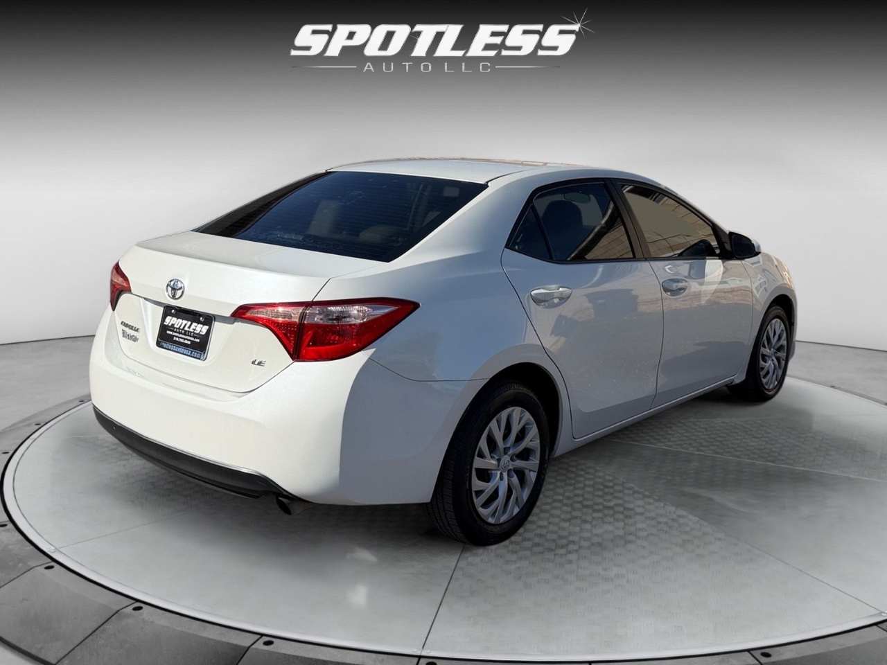 Toyota Corolla LE CVT 2017