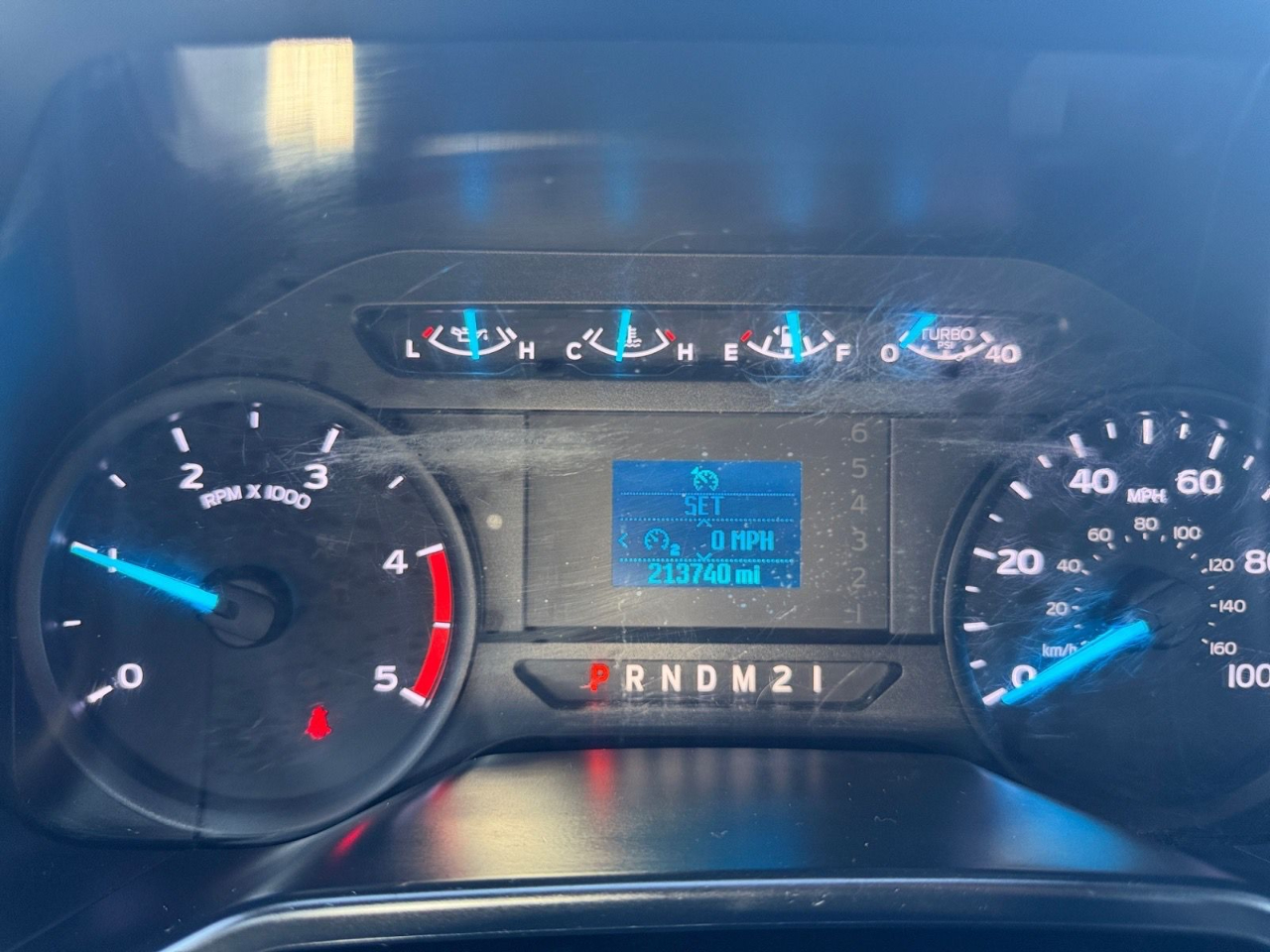 Ford F-250 SD XL Crew Cab 4WD 2017