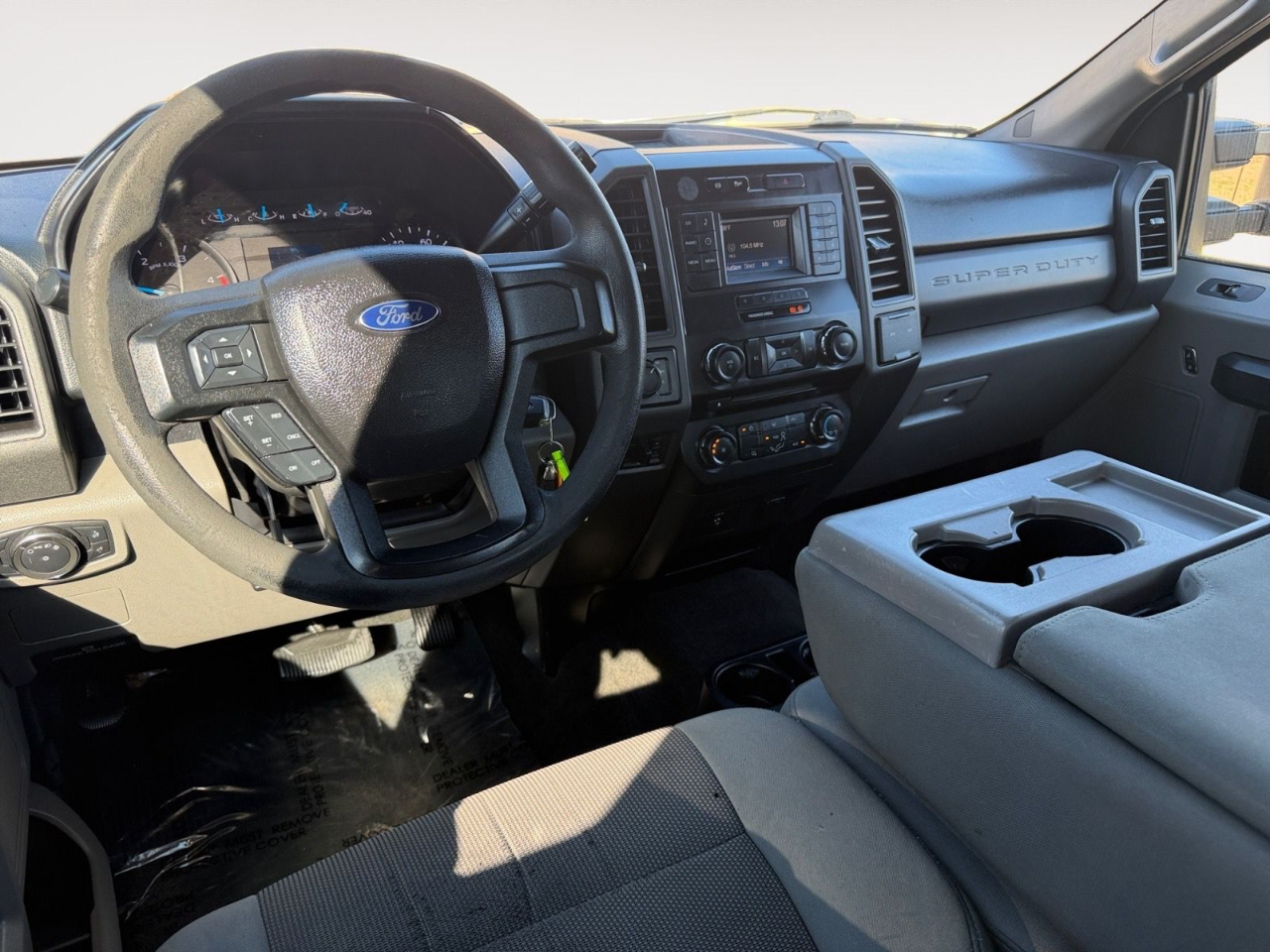 Ford F-250 SD XL Crew Cab 4WD 2017
