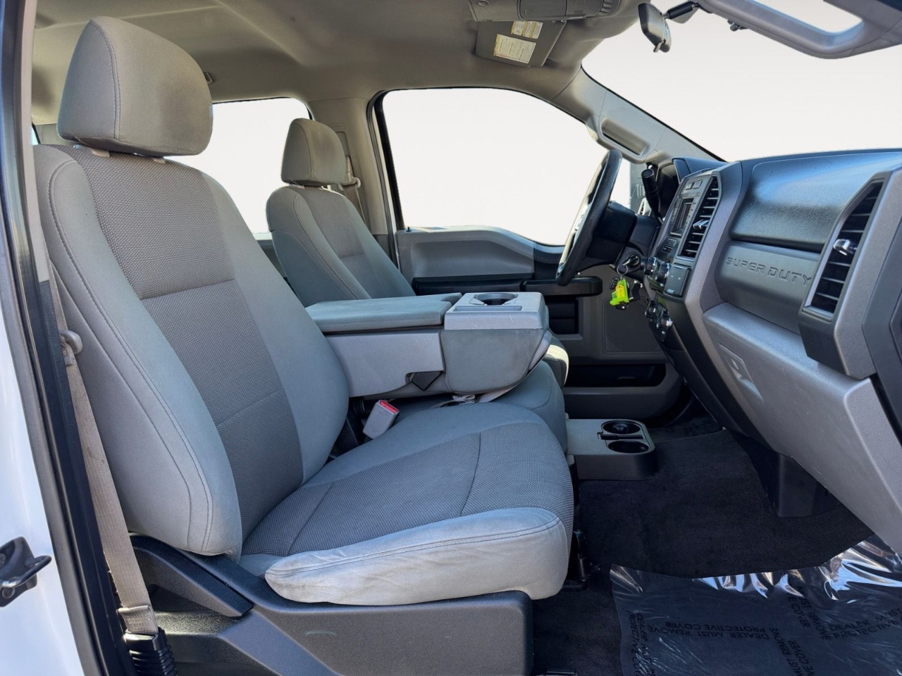 Ford F-250 SD XL Crew Cab 4WD 2017