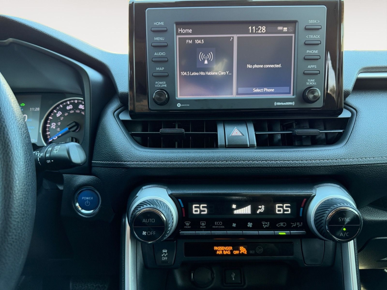 Toyota RAV4 Hybrid XLE 2021