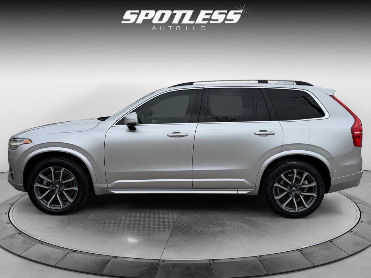 Volvo XC90 T6 Momentum AWD 2017