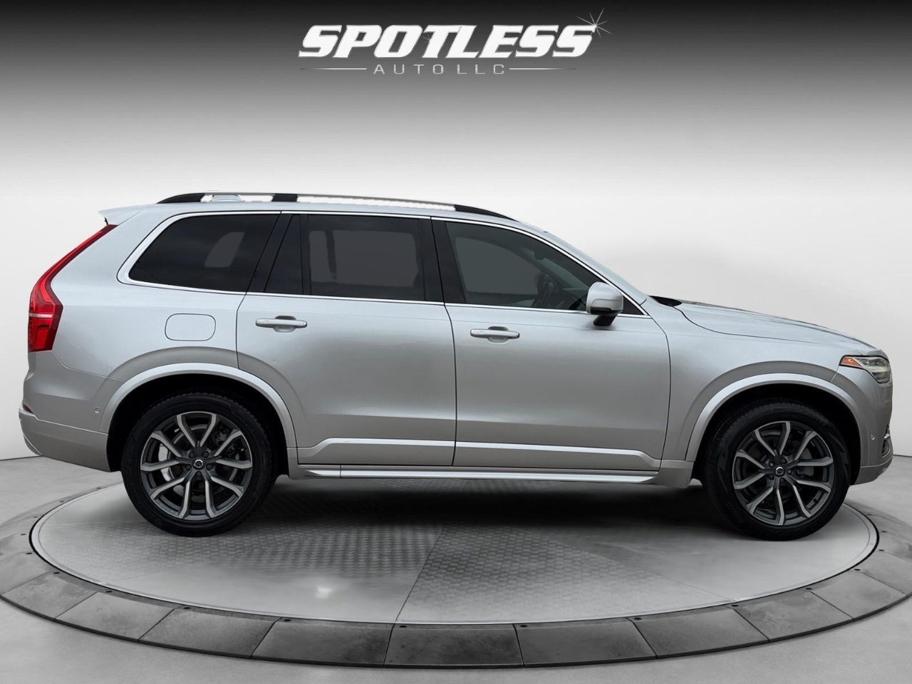 Volvo XC90 T6 Momentum AWD 2017