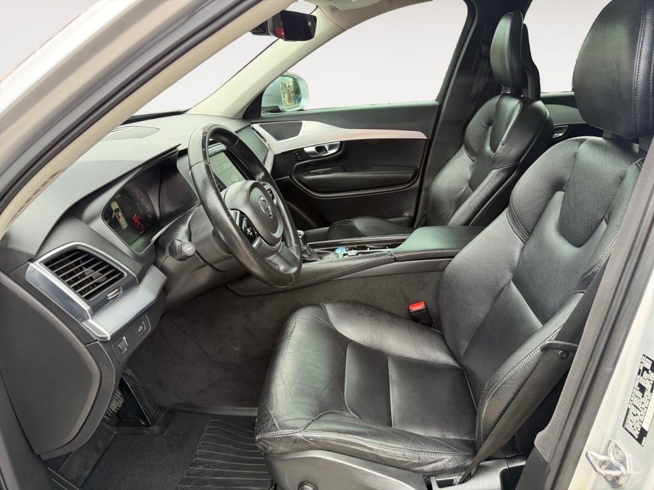 Volvo XC90 T6 Momentum AWD 2017