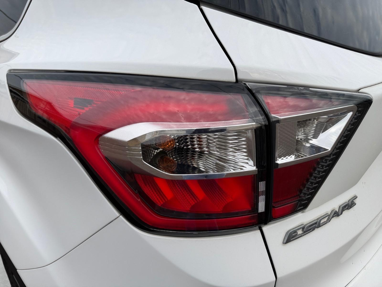 Ford Escape SE FWD 2017