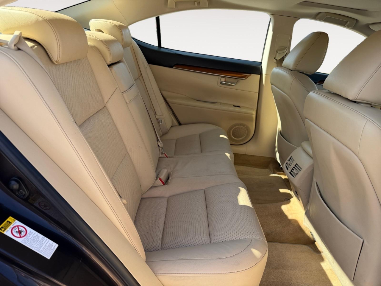 Lexus ES 300h Sedan 2015