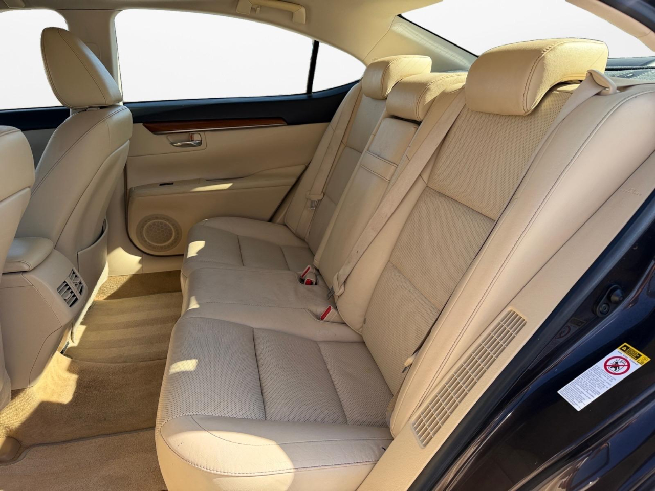 Lexus ES 300h Sedan 2015