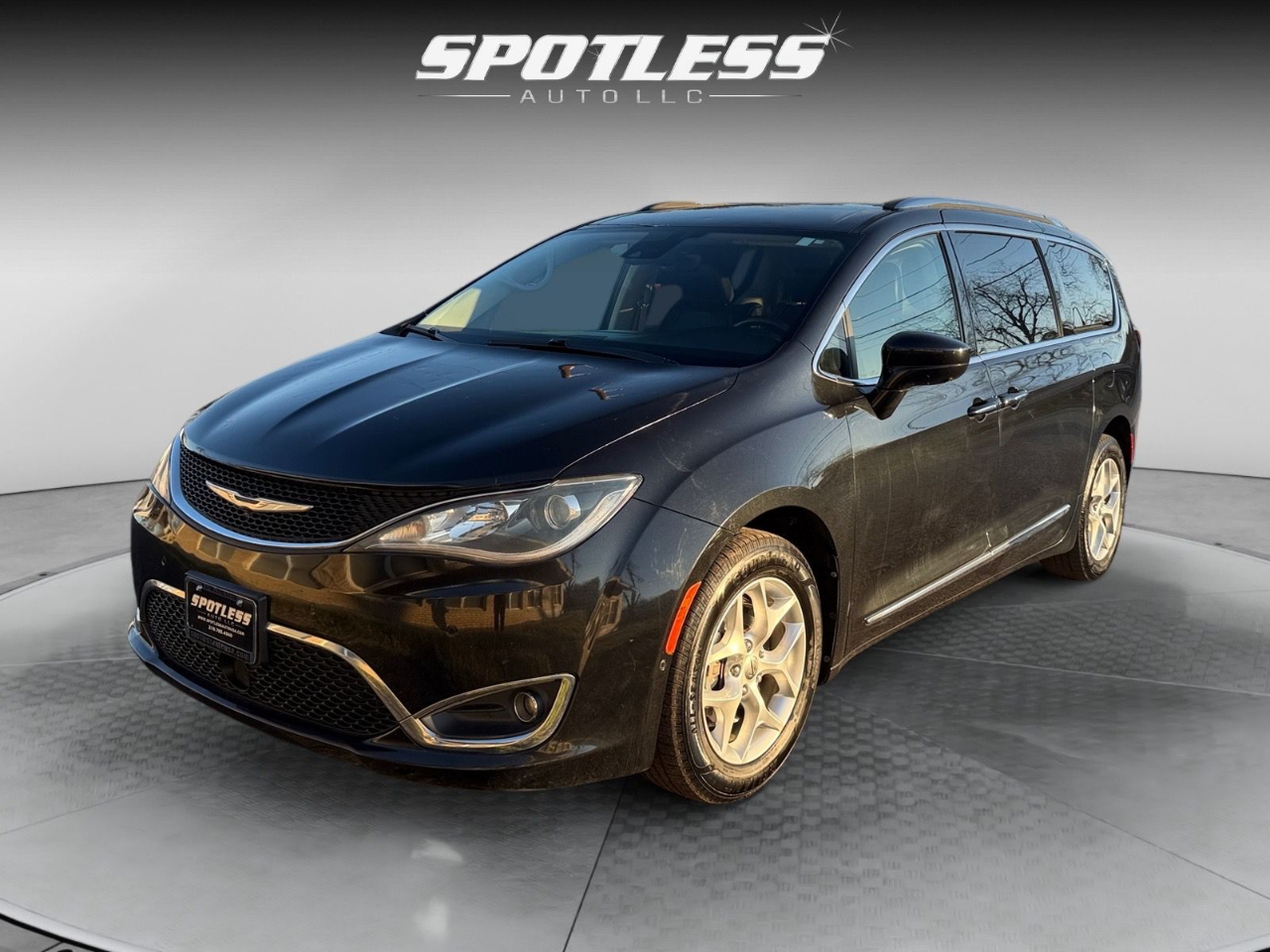 Chrysler Pacifica Touring-L Plus 2017